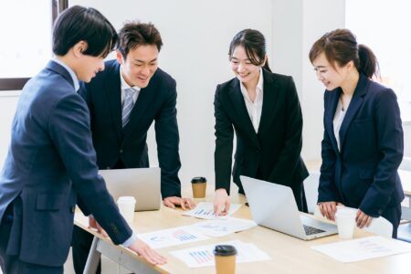 【上場企業】<経営企画/事業企画>◆社会問題(空き家)を圧倒的なスピードで解決◆急成長ベンチャー(4124)